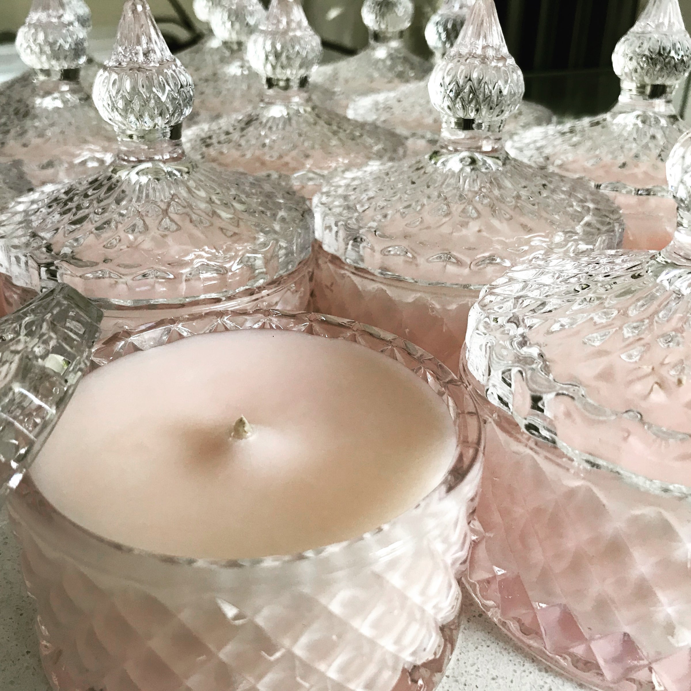 GIFTS & FAVORS